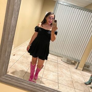 I bought this in 2 sizes, kept one and missed return window for other 😩